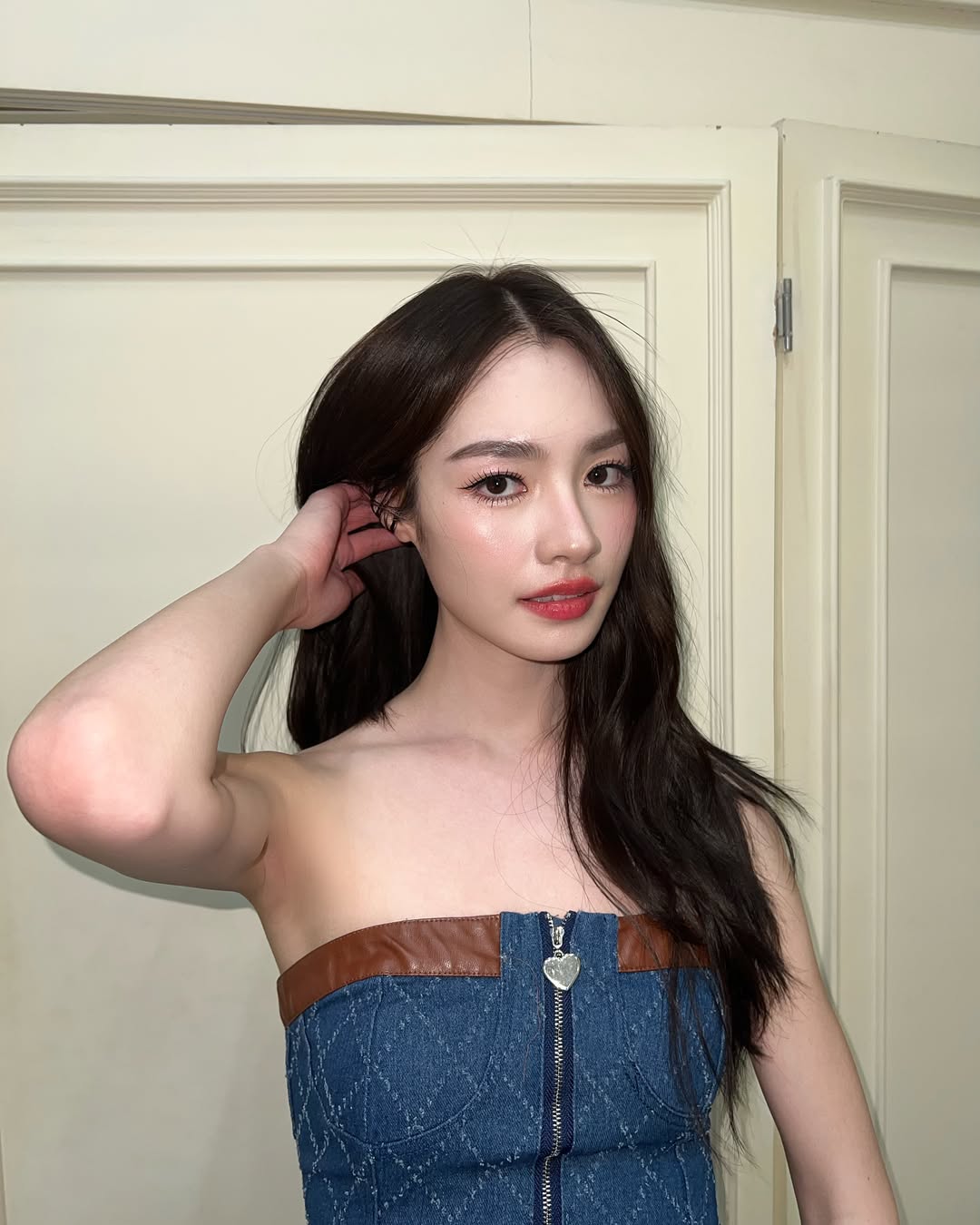 มิ้นท์ - รัญชน์รวี เอื้อกูลวราวัตร