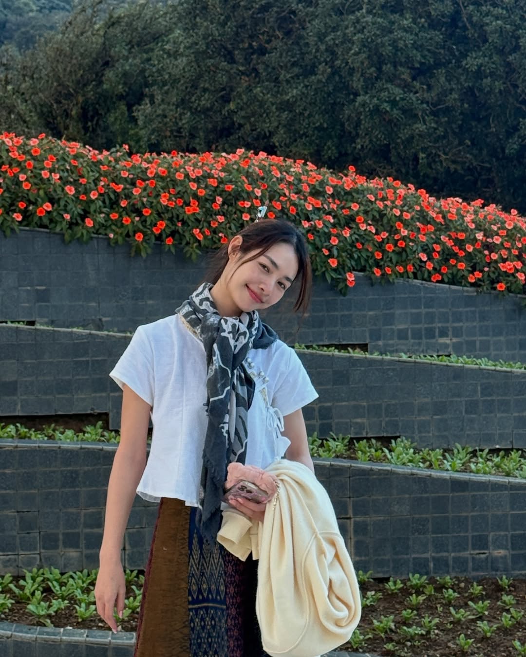 มิ้นท์ - รัญชน์รวี เอื้อกูลวราวัตร