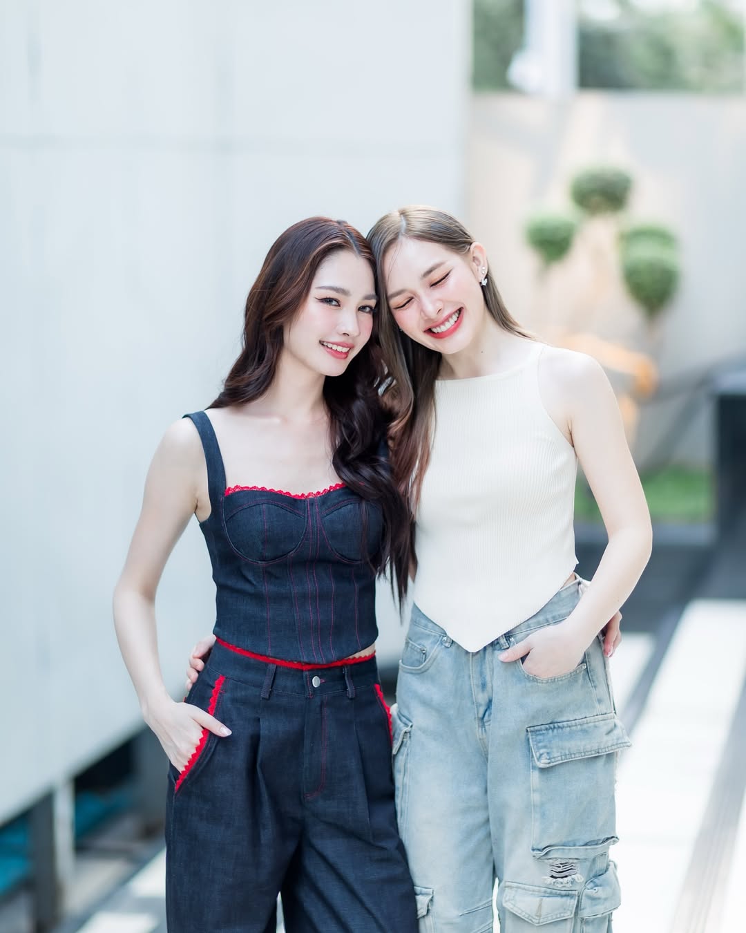 มิ้นท์ - รัญชน์รวี เอื้อกูลวราวัตร