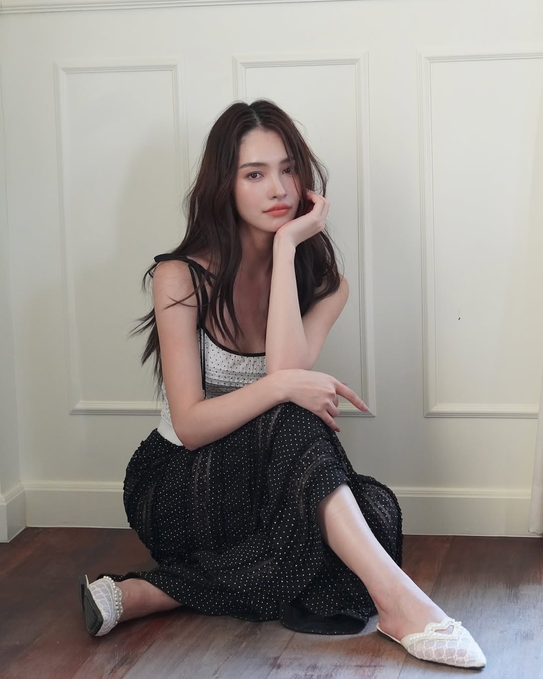มิ้นท์ - รัญชน์รวี เอื้อกูลวราวัตร