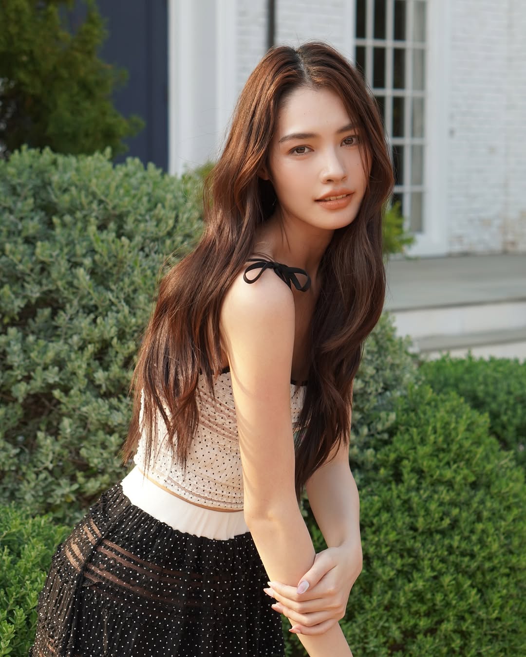 มิ้นท์ - รัญชน์รวี เอื้อกูลวราวัตร