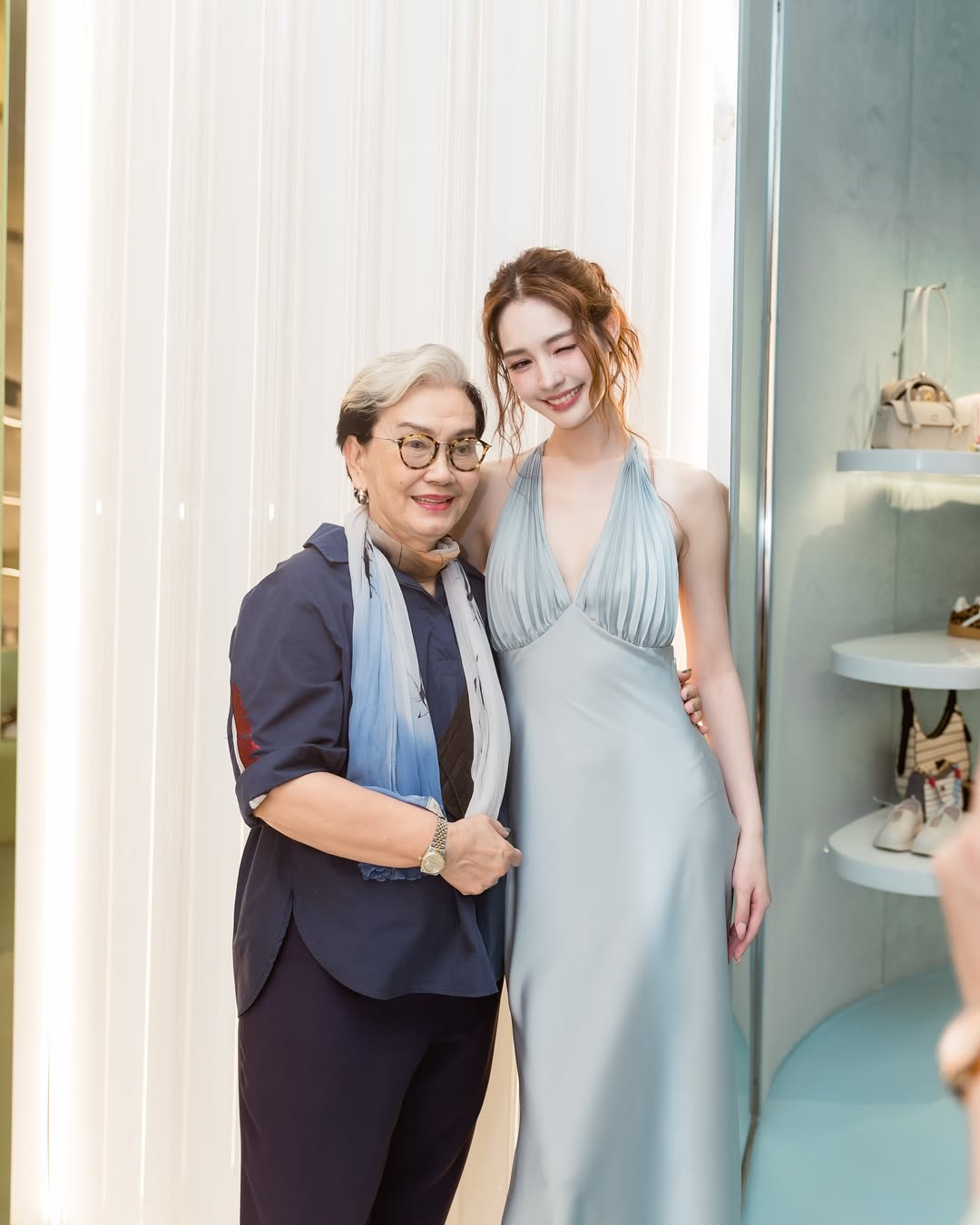 มิ้นท์ - รัญชน์รวี เอื้อกูลวราวัตร