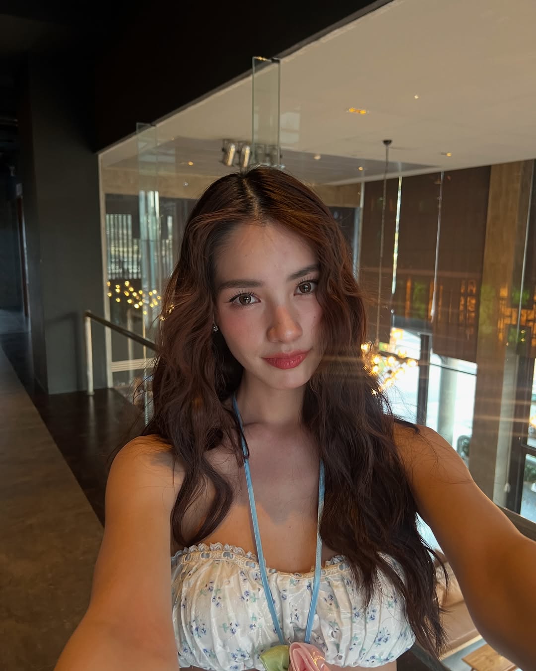 มิ้นท์ - รัญชน์รวี เอื้อกูลวราวัตร