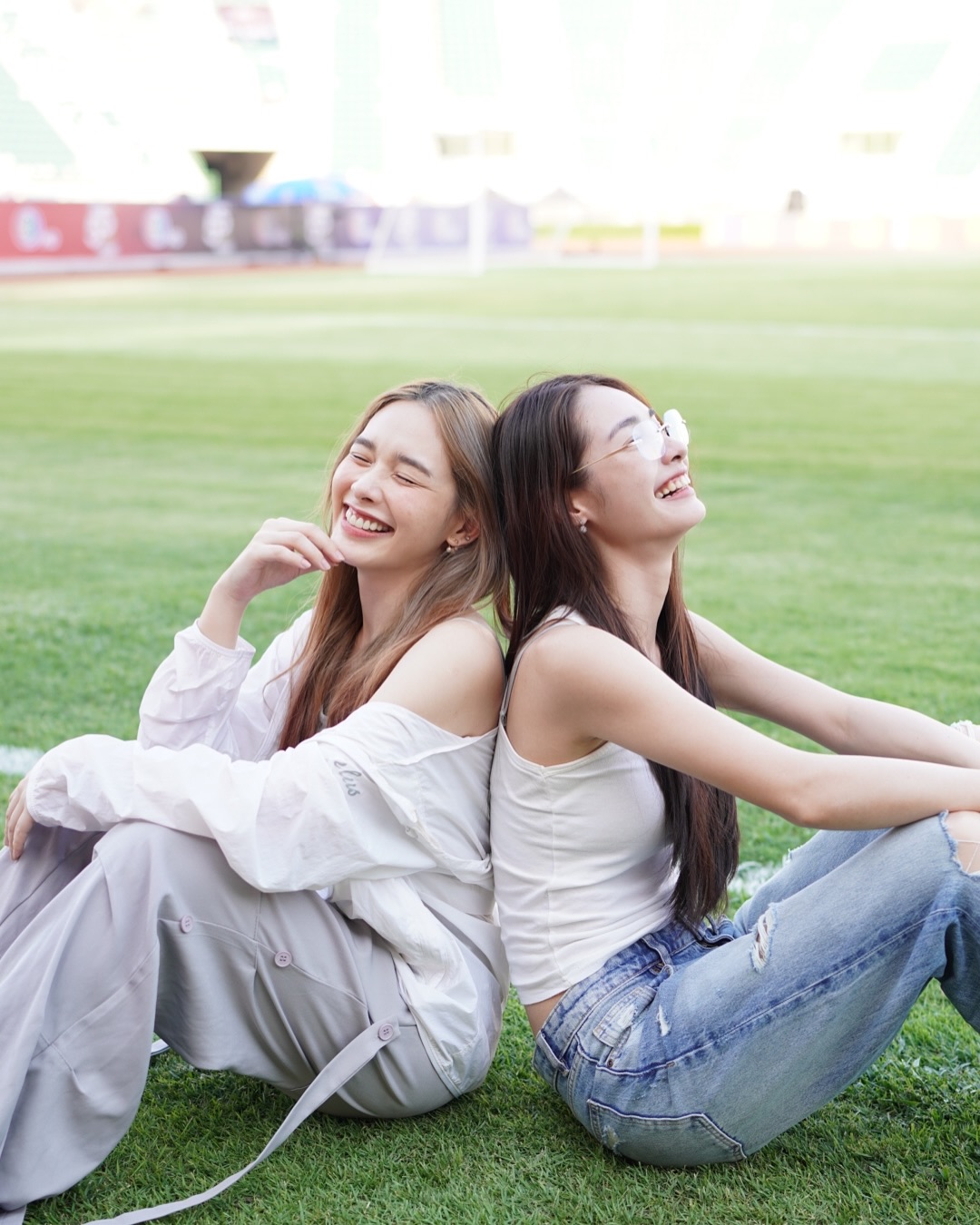 มิ้นท์ - รัญชน์รวี เอื้อกูลวราวัตร