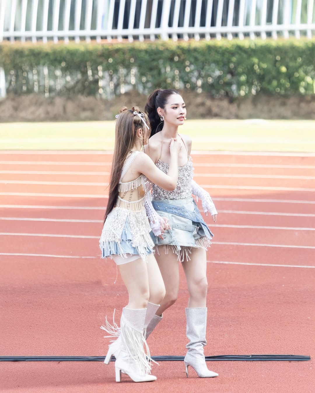 มิ้นท์ - รัญชน์รวี เอื้อกูลวราวัตร