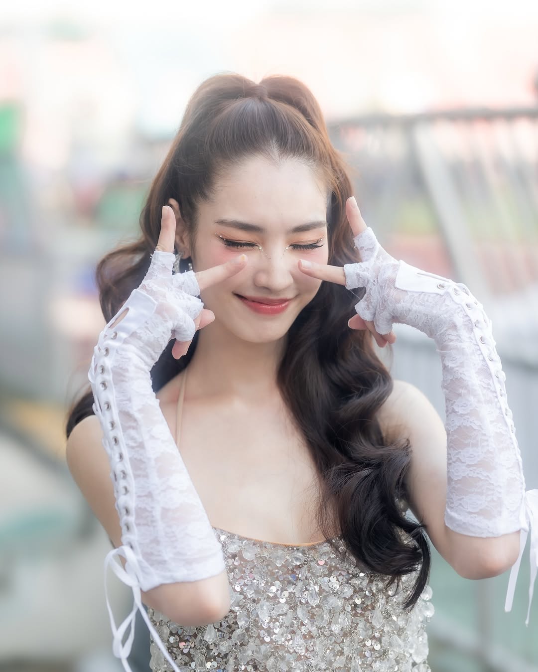 มิ้นท์ - รัญชน์รวี เอื้อกูลวราวัตร
