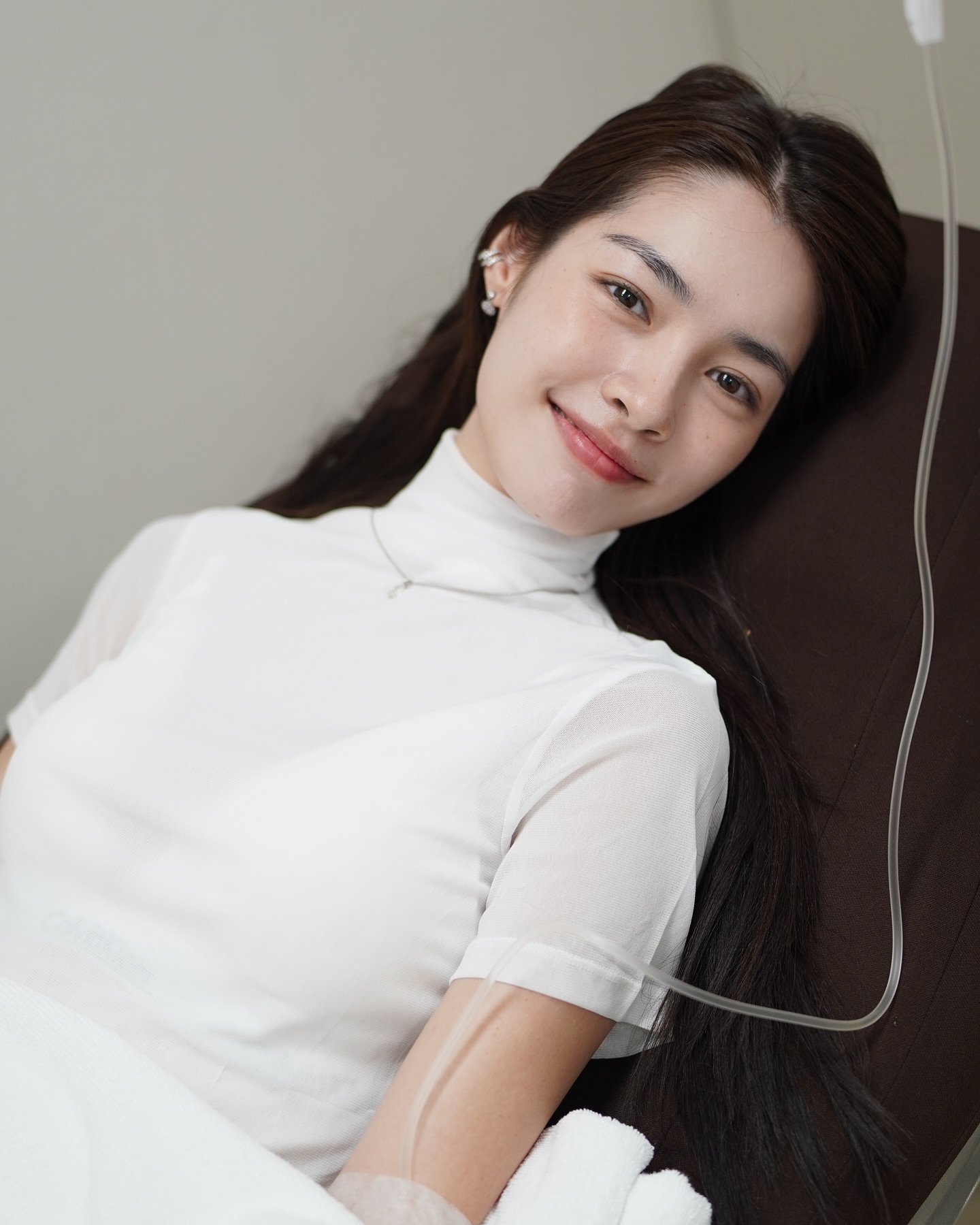 มิ้นท์ - รัญชน์รวี เอื้อกูลวราวัตร