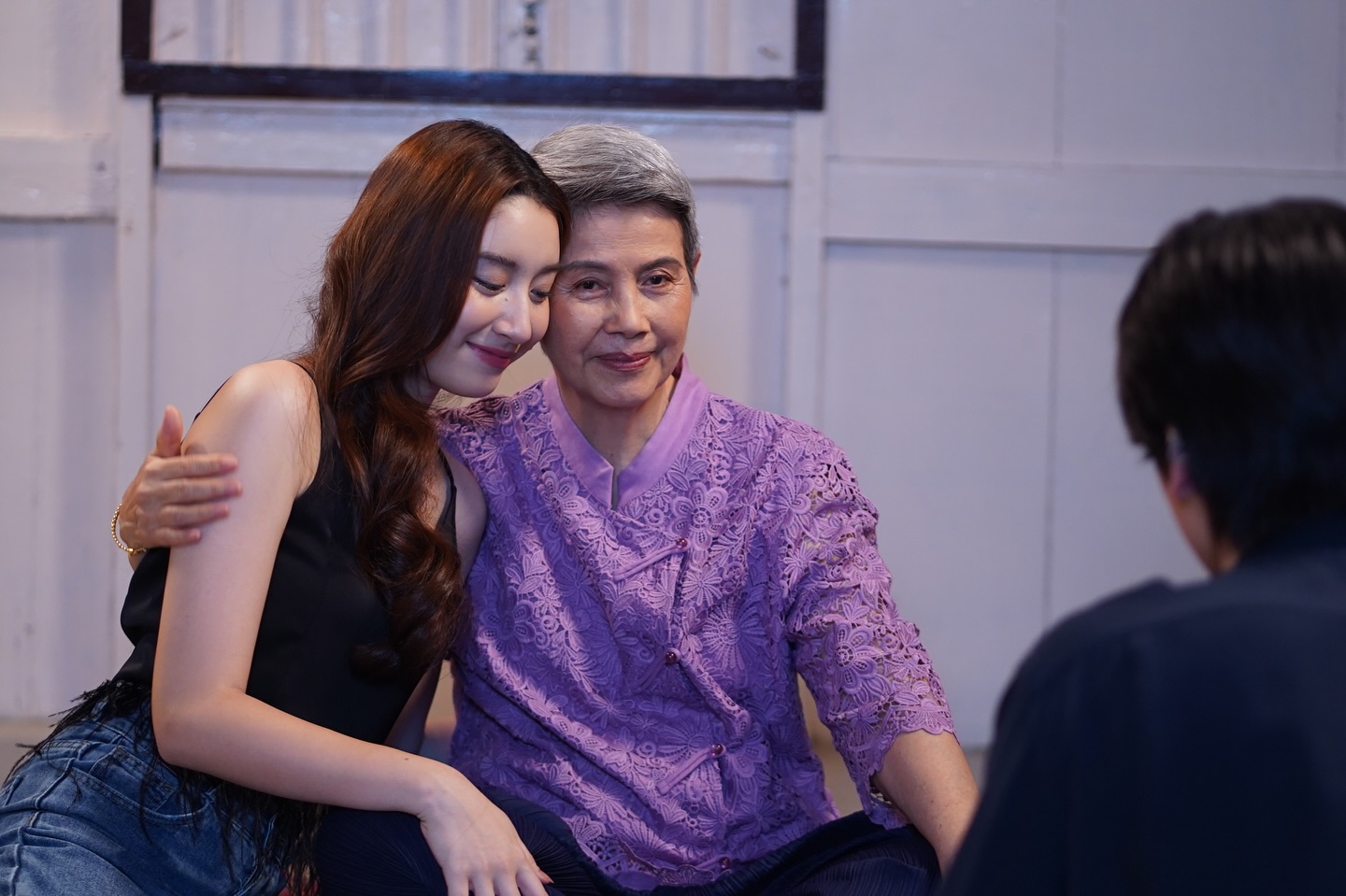 มิ้นท์ - รัญชน์รวี เอื้อกูลวราวัตร