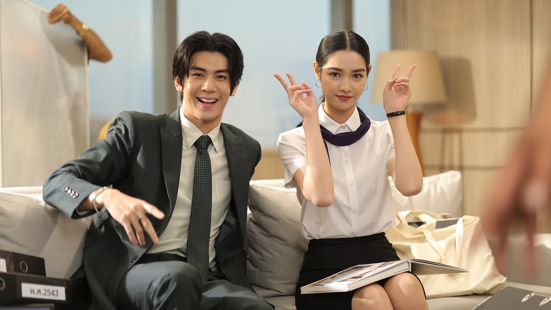 มิ้นท์ - รัญชน์รวี เอื้อกูลวราวัตร