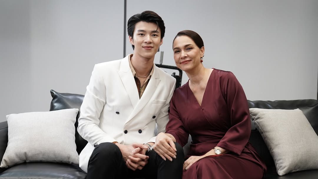 มิ้นท์ - รัญชน์รวี เอื้อกูลวราวัตร