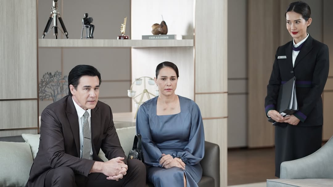 มิ้นท์ - รัญชน์รวี เอื้อกูลวราวัตร