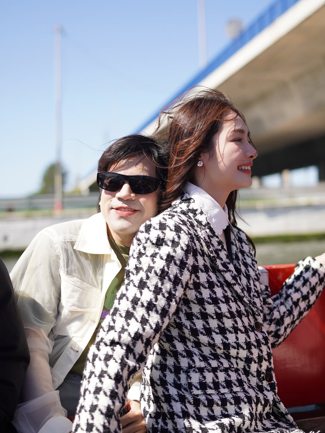 มิ้นท์ - รัญชน์รวี เอื้อกูลวราวัตร
