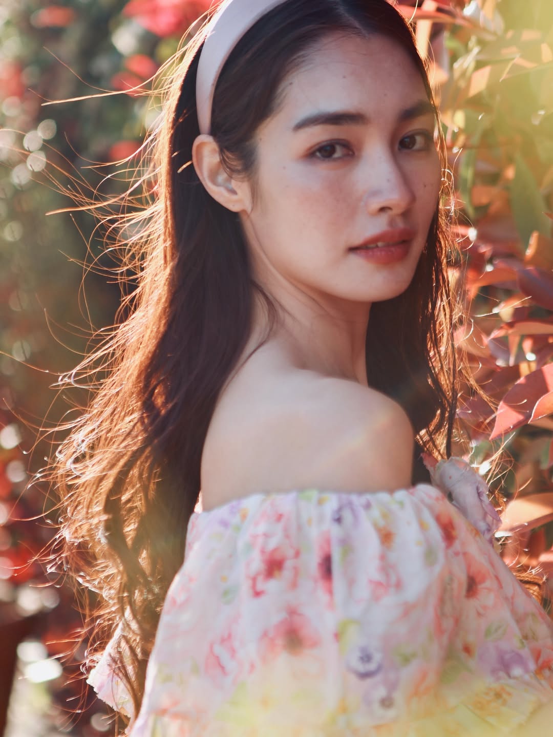มิ้นท์ - รัญชน์รวี เอื้อกูลวราวัตร