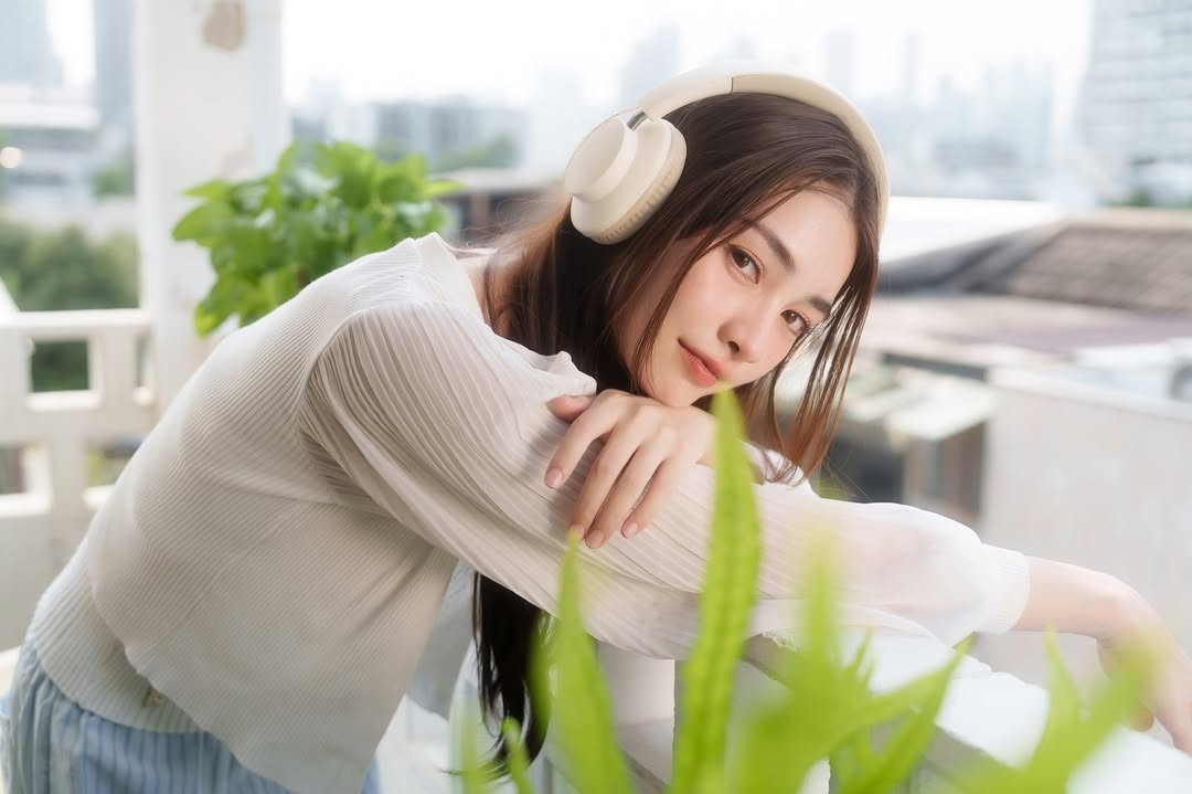 มิ้นท์ - รัญชน์รวี เอื้อกูลวราวัตร