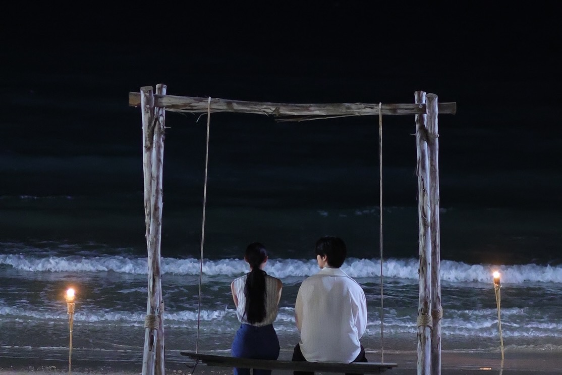 มิ้นท์ - รัญชน์รวี เอื้อกูลวราวัตร