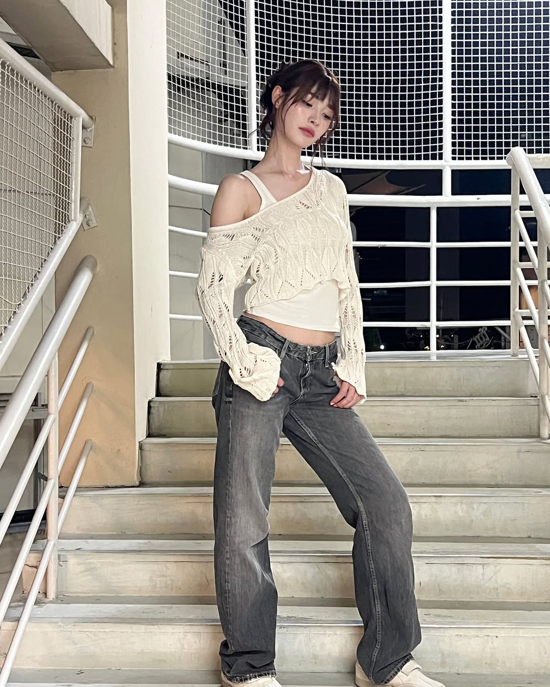 มิ้นท์ - รัญชน์รวี เอื้อกูลวราวัตร