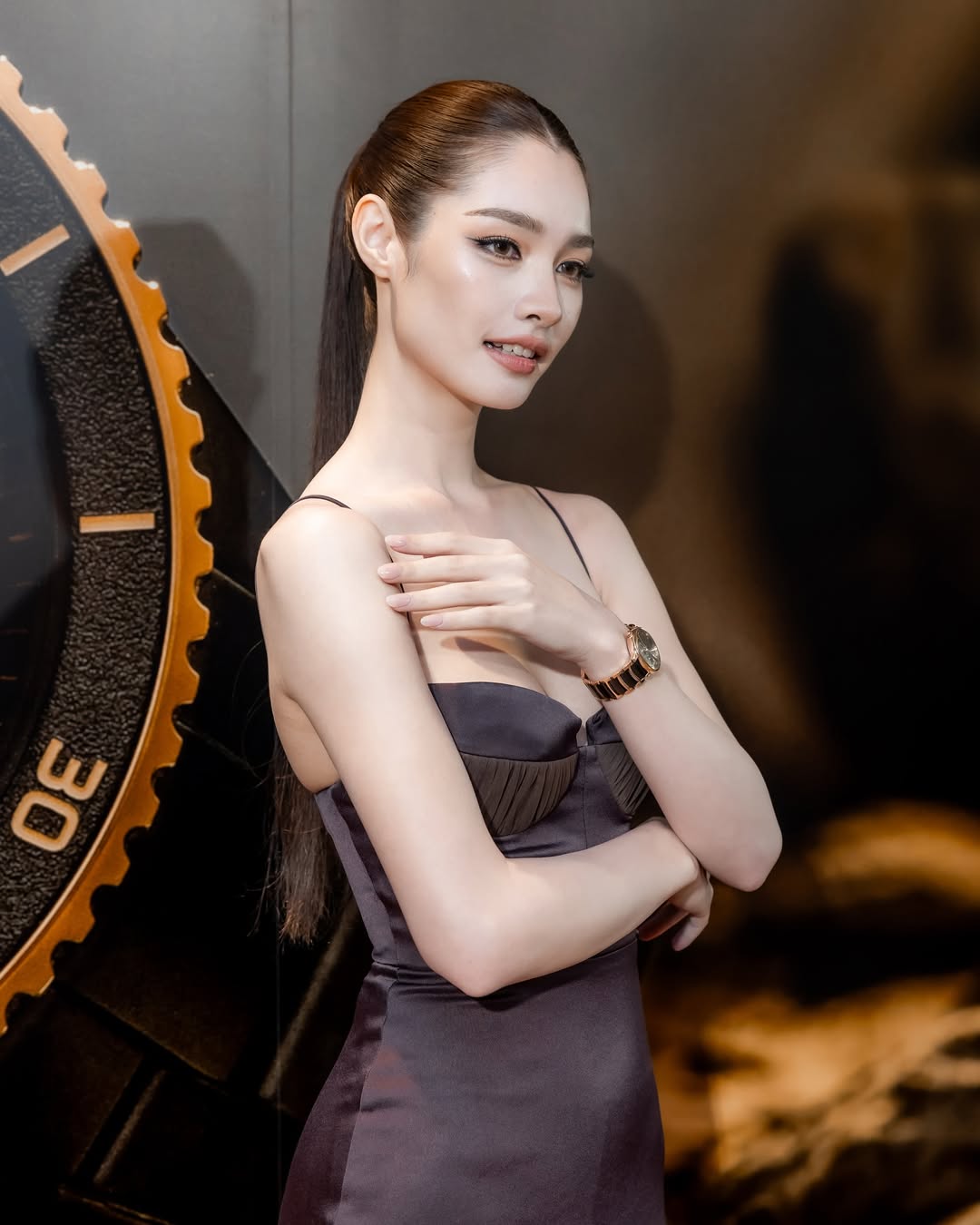 มิ้นท์ - รัญชน์รวี เอื้อกูลวราวัตร
