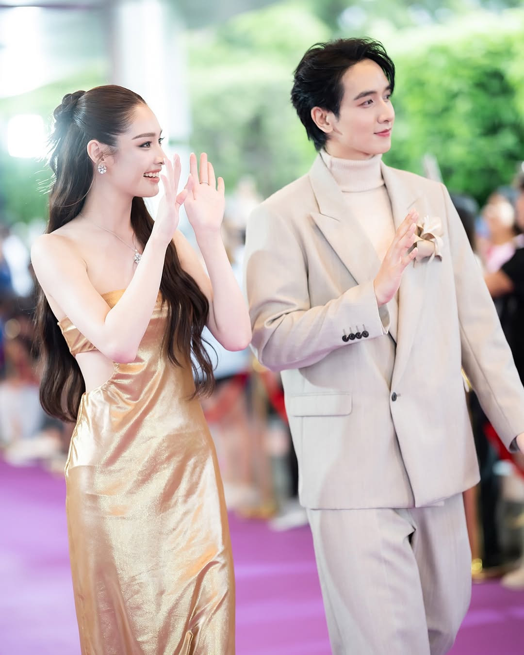 มิ้นท์ - รัญชน์รวี เอื้อกูลวราวัตร