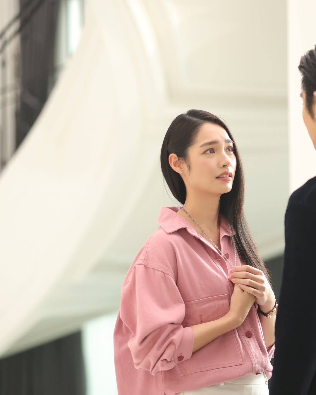 มิ้นท์ - รัญชน์รวี เอื้อกูลวราวัตร