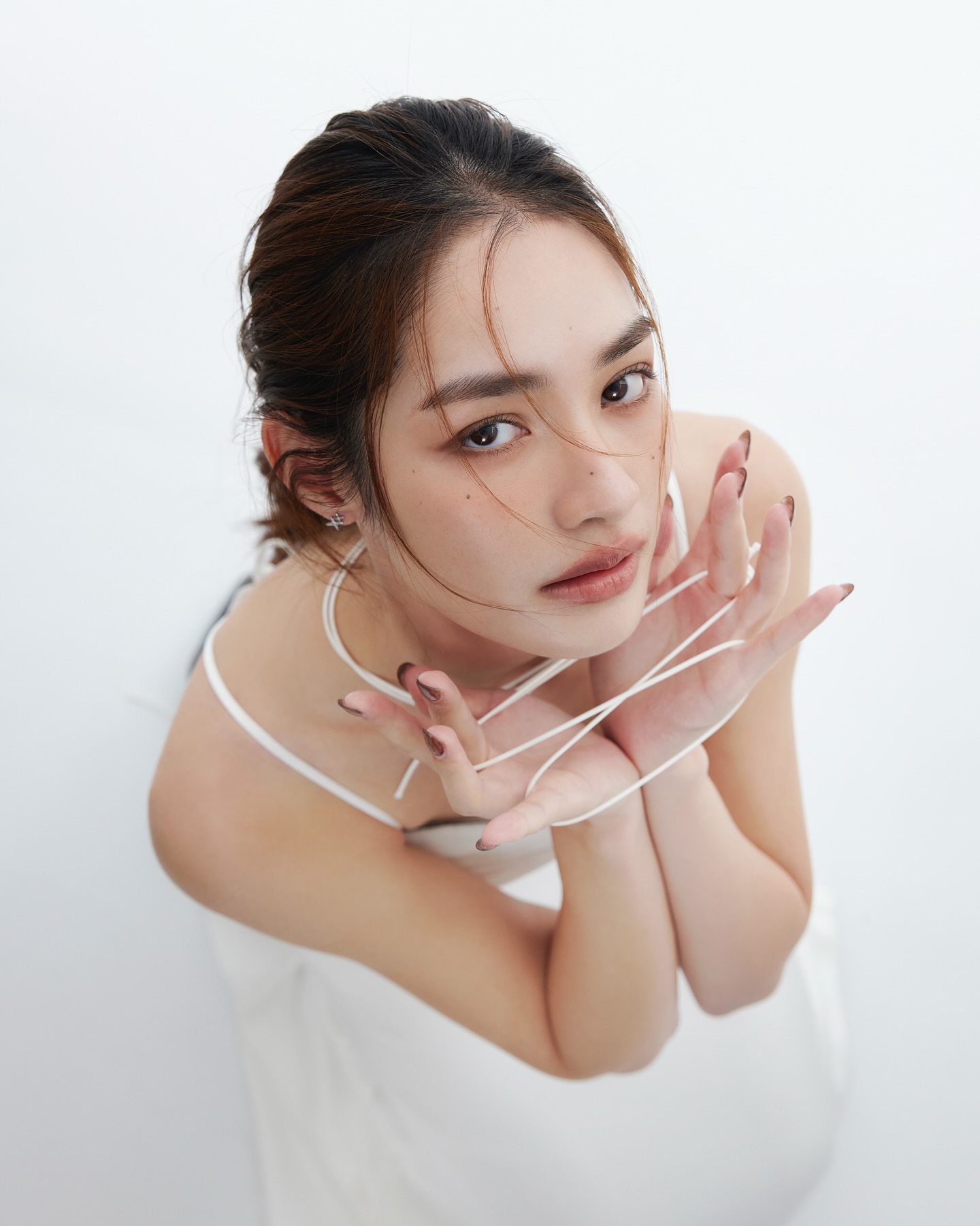 มิ้นท์ - รัญชน์รวี เอื้อกูลวราวัตร