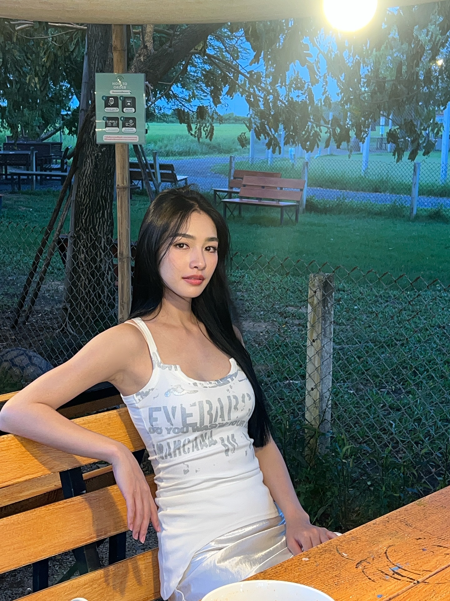 มิ้นท์ - รัญชน์รวี เอื้อกูลวราวัตร