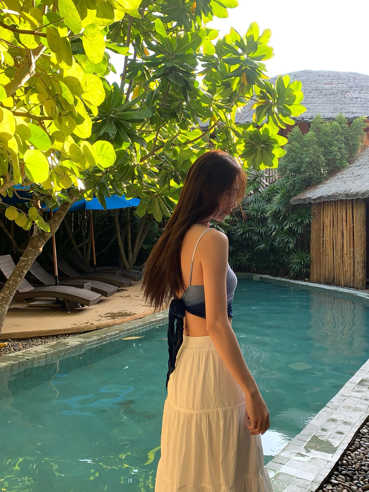 มิ้นท์ - รัญชน์รวี เอื้อกูลวราวัตร