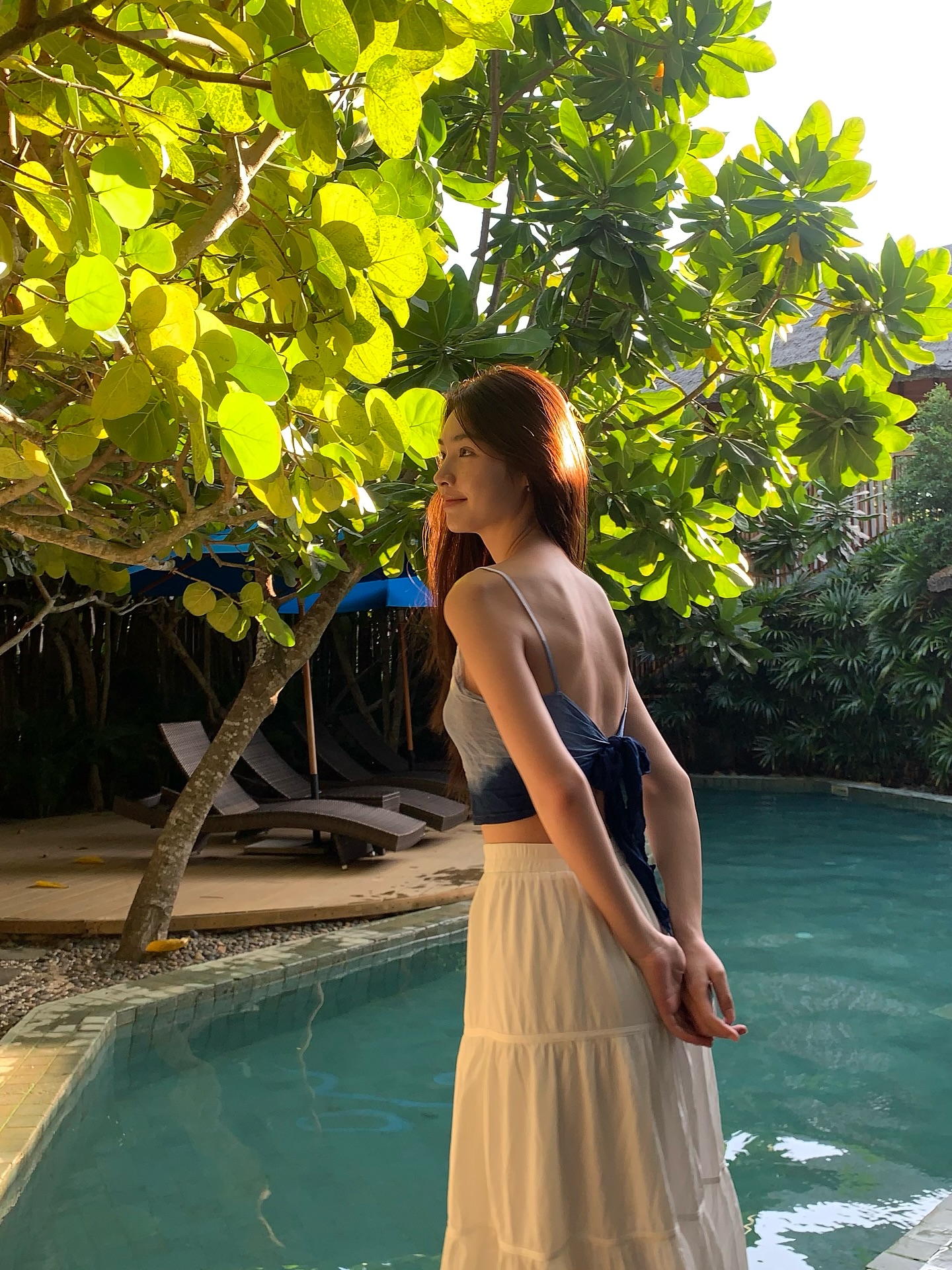 มิ้นท์ - รัญชน์รวี เอื้อกูลวราวัตร