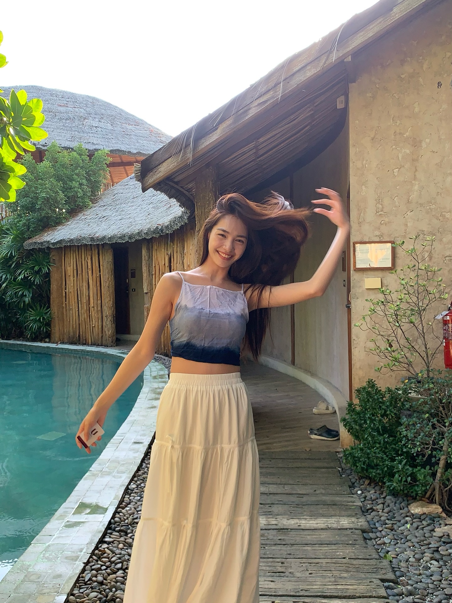 มิ้นท์ - รัญชน์รวี เอื้อกูลวราวัตร