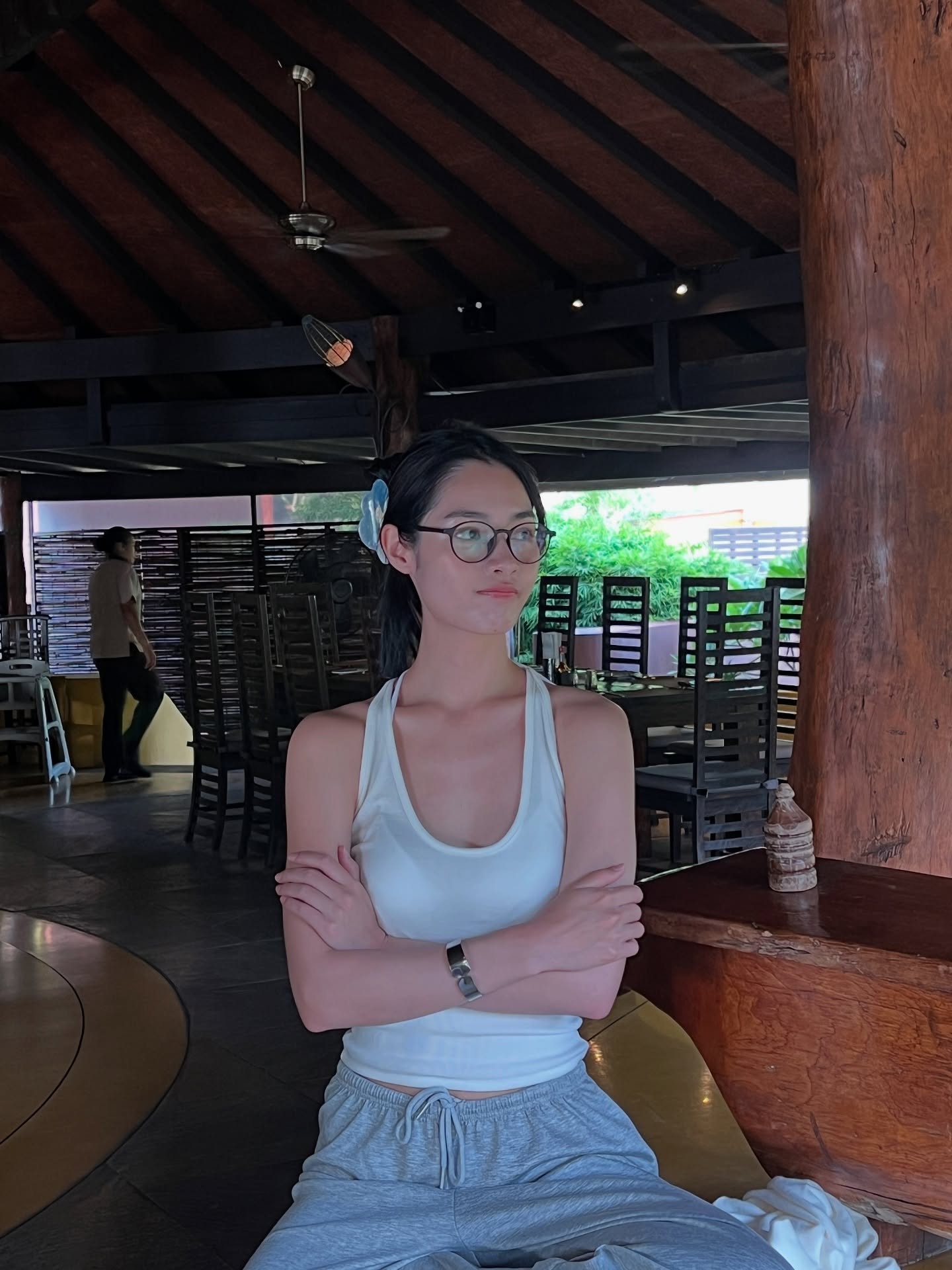 มิ้นท์ - รัญชน์รวี เอื้อกูลวราวัตร