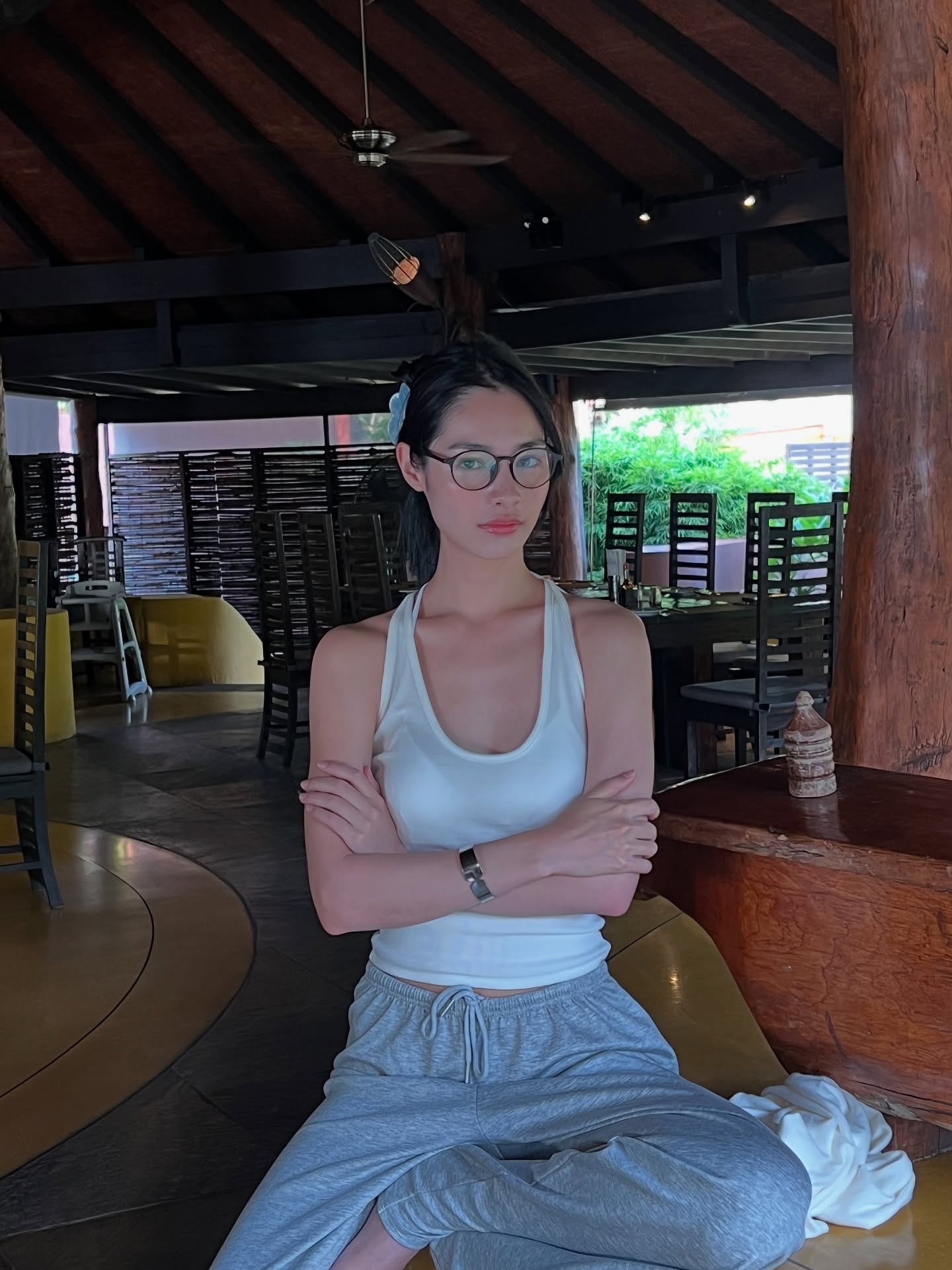 มิ้นท์ - รัญชน์รวี เอื้อกูลวราวัตร