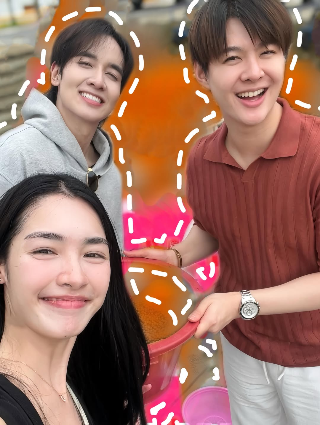 มิ้นท์ - รัญชน์รวี เอื้อกูลวราวัตร
