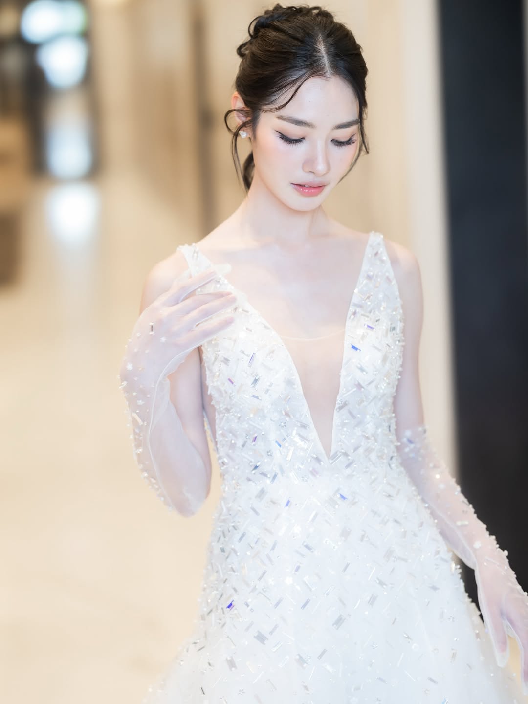มิ้นท์ - รัญชน์รวี เอื้อกูลวราวัตร
