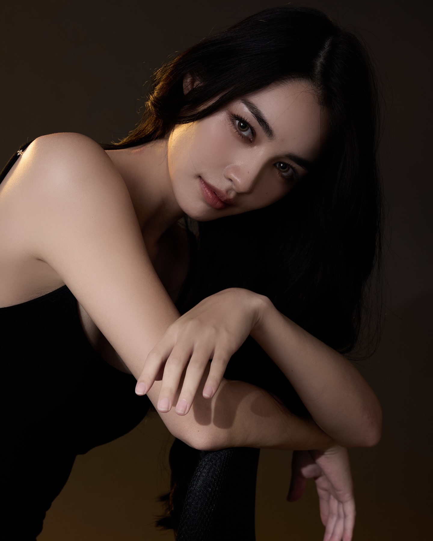 มิ้นท์ - รัญชน์รวี เอื้อกูลวราวัตร