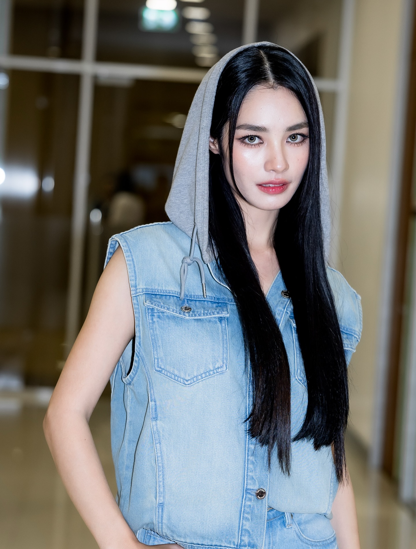 มิ้นท์ - รัญชน์รวี เอื้อกูลวราวัตร