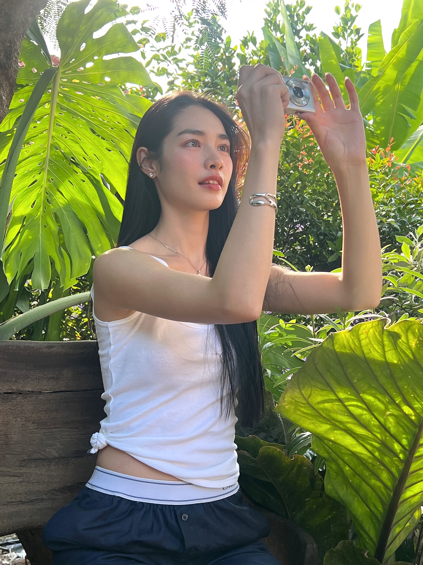 มิ้นท์ - รัญชน์รวี เอื้อกูลวราวัตร