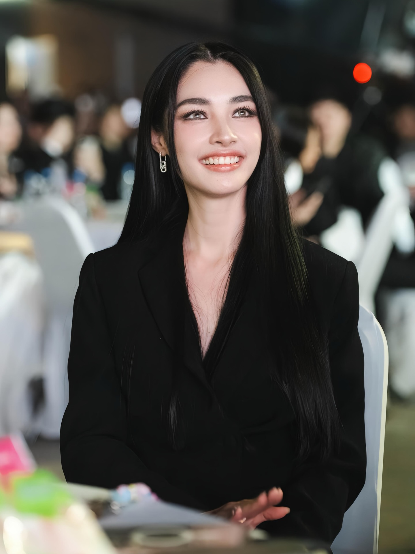 มิ้นท์ - รัญชน์รวี เอื้อกูลวราวัตร