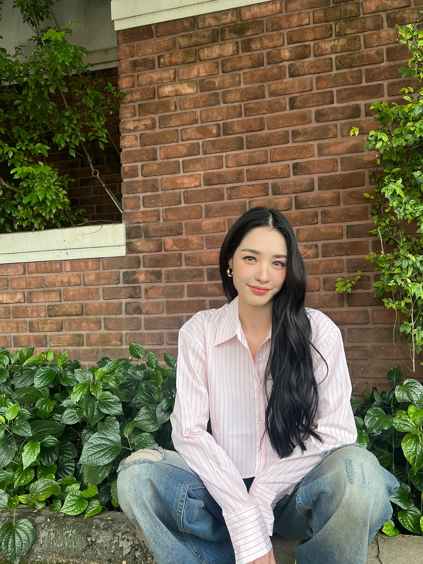 มิ้นท์ - รัญชน์รวี เอื้อกูลวราวัตร