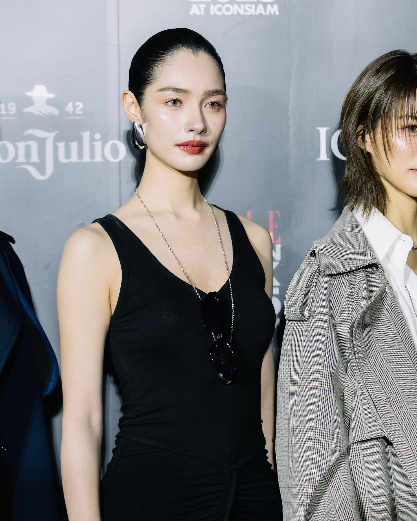 มิ้นท์ - รัญชน์รวี เอื้อกูลวราวัตร