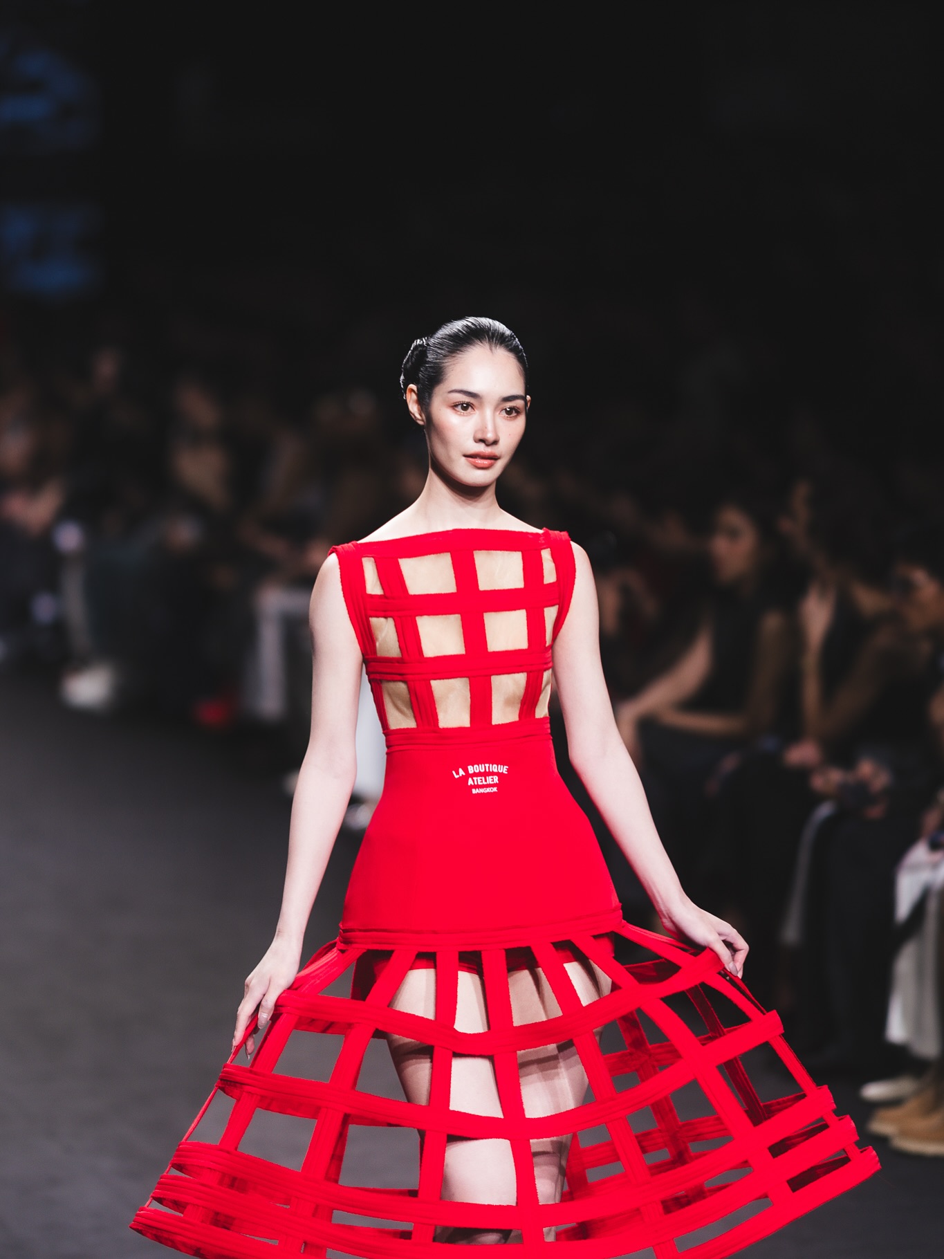 มิ้นท์ - รัญชน์รวี เอื้อกูลวราวัตร