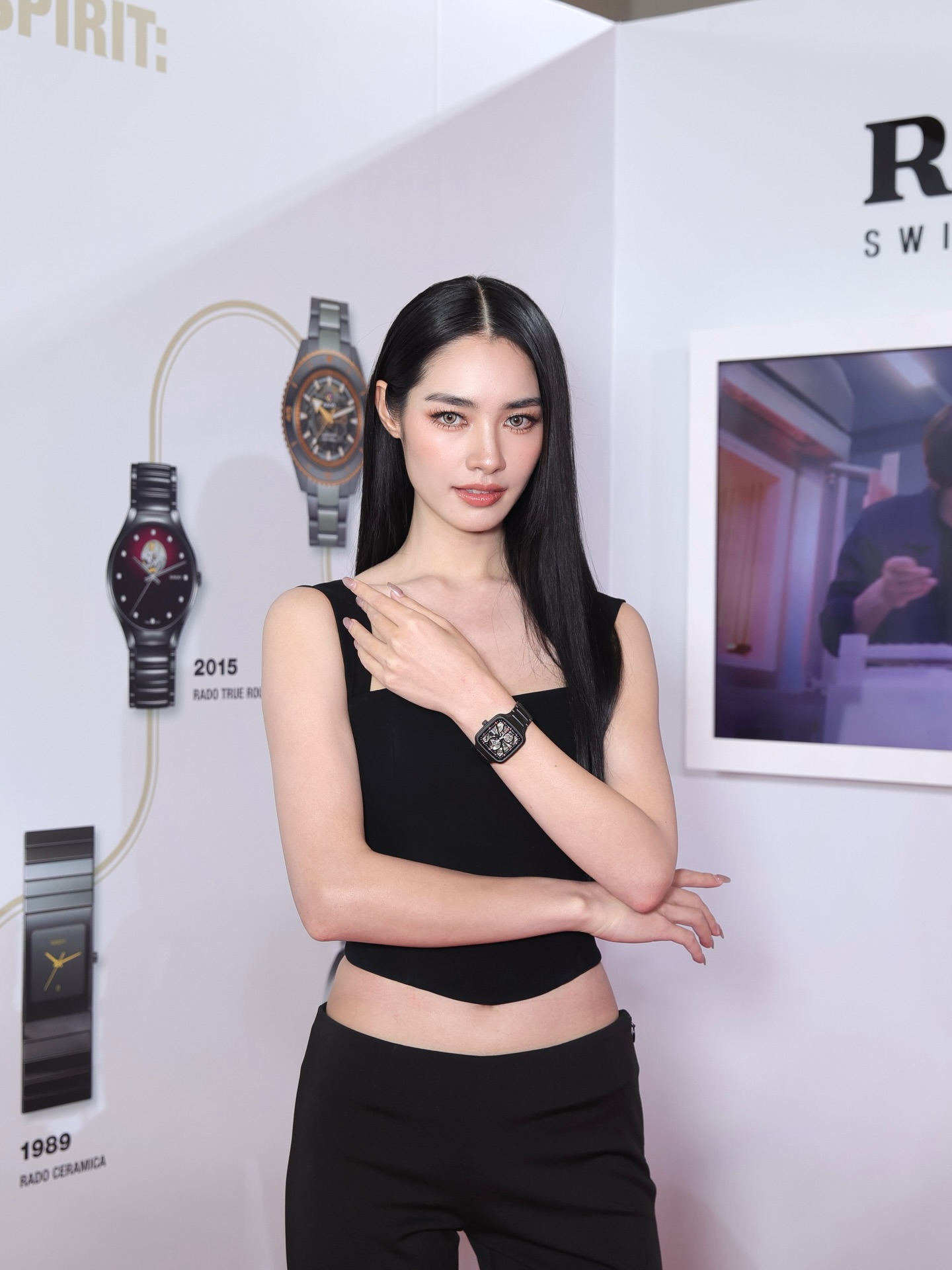 มิ้นท์ - รัญชน์รวี เอื้อกูลวราวัตร