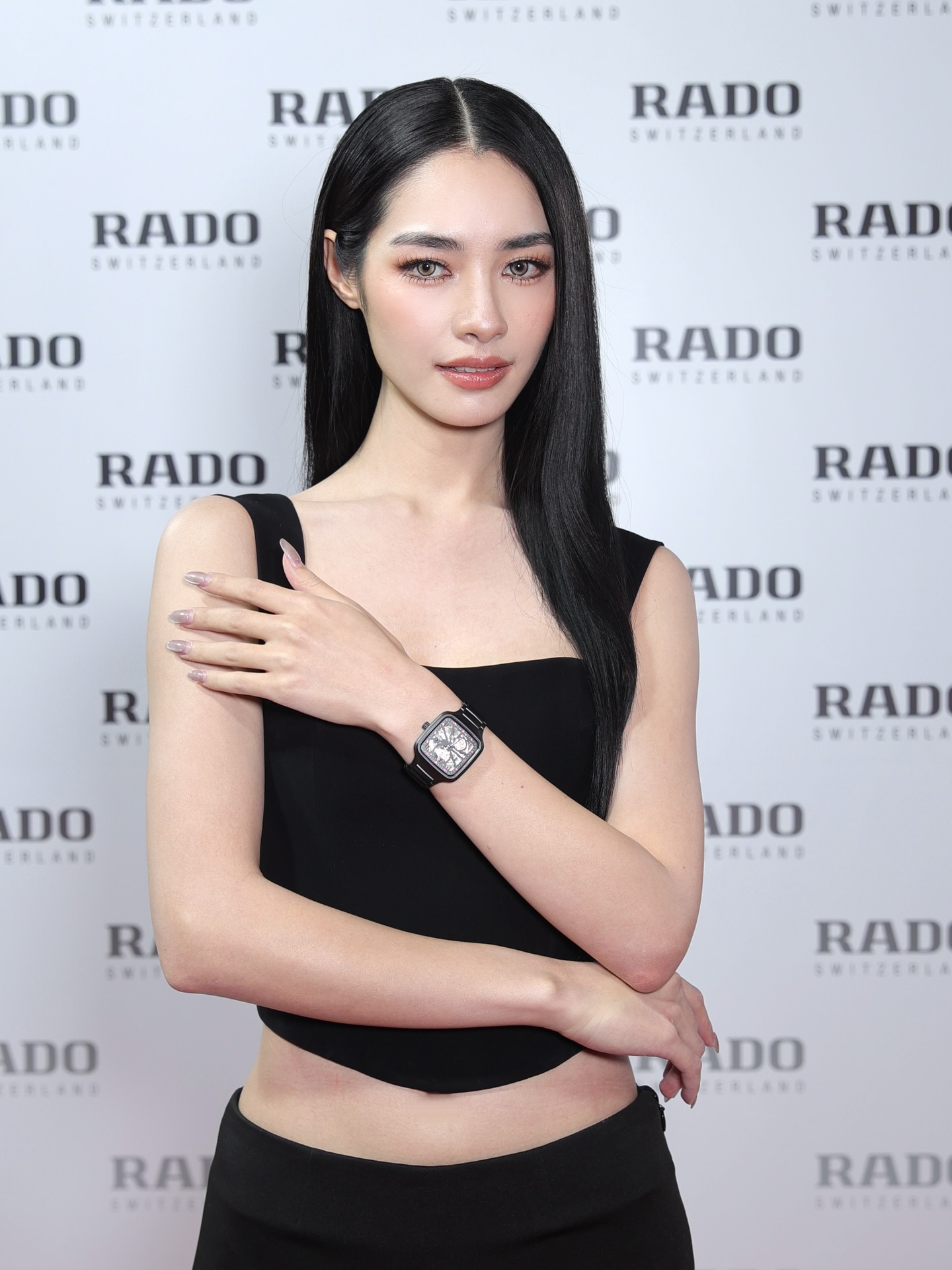 มิ้นท์ - รัญชน์รวี เอื้อกูลวราวัตร