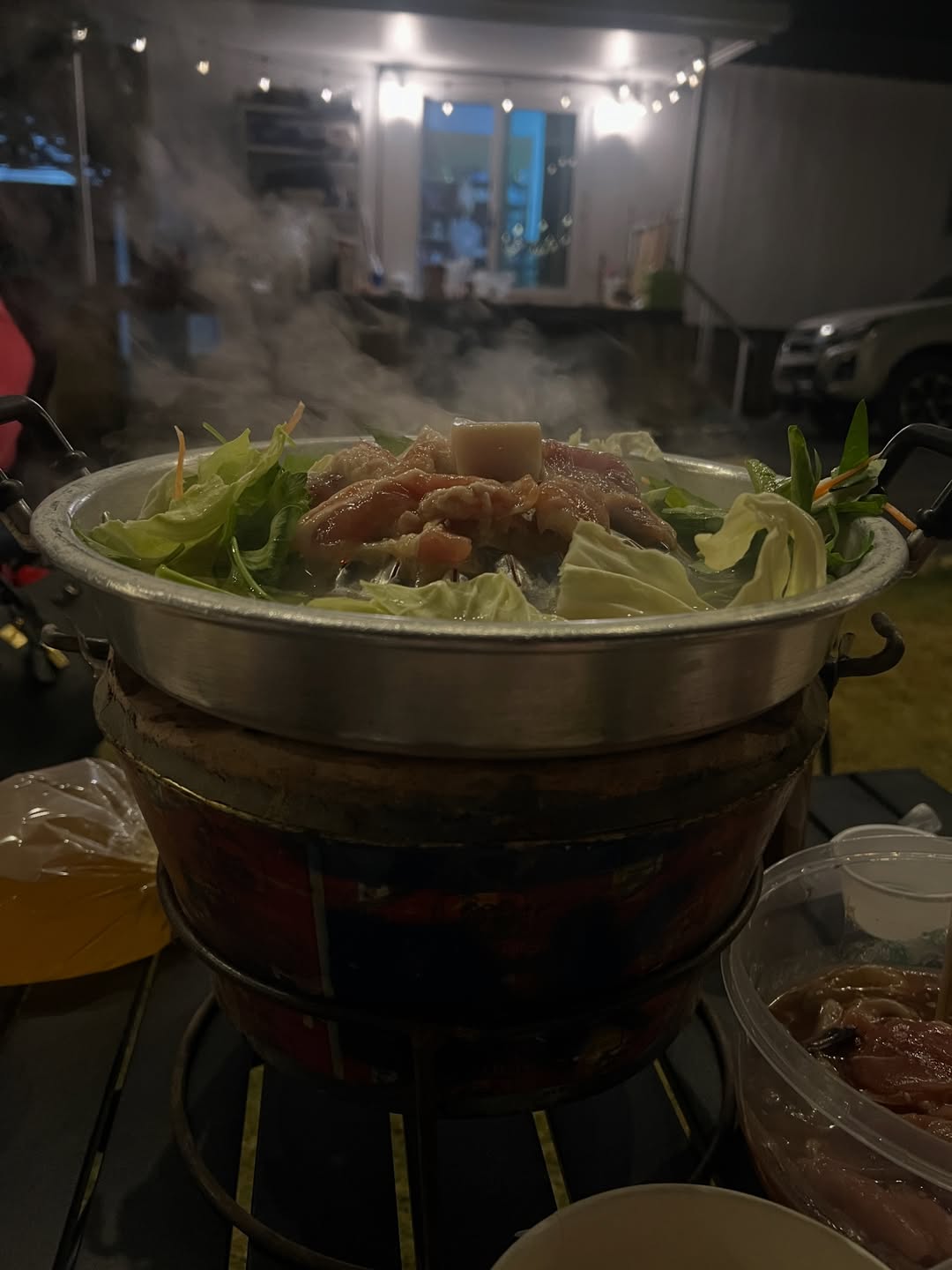 มิ้นท์ - รัญชน์รวี เอื้อกูลวราวัตร