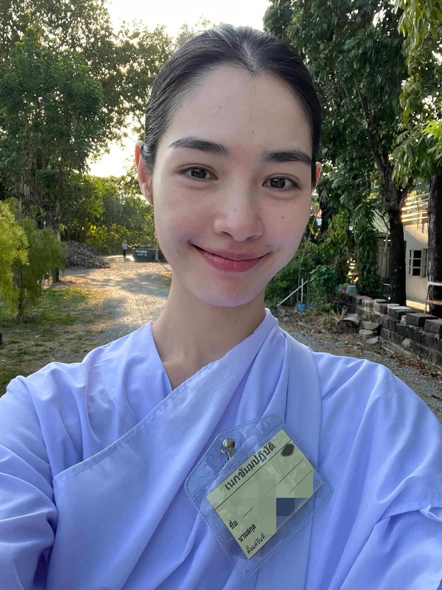 มิ้นท์ - รัญชน์รวี เอื้อกูลวราวัตร