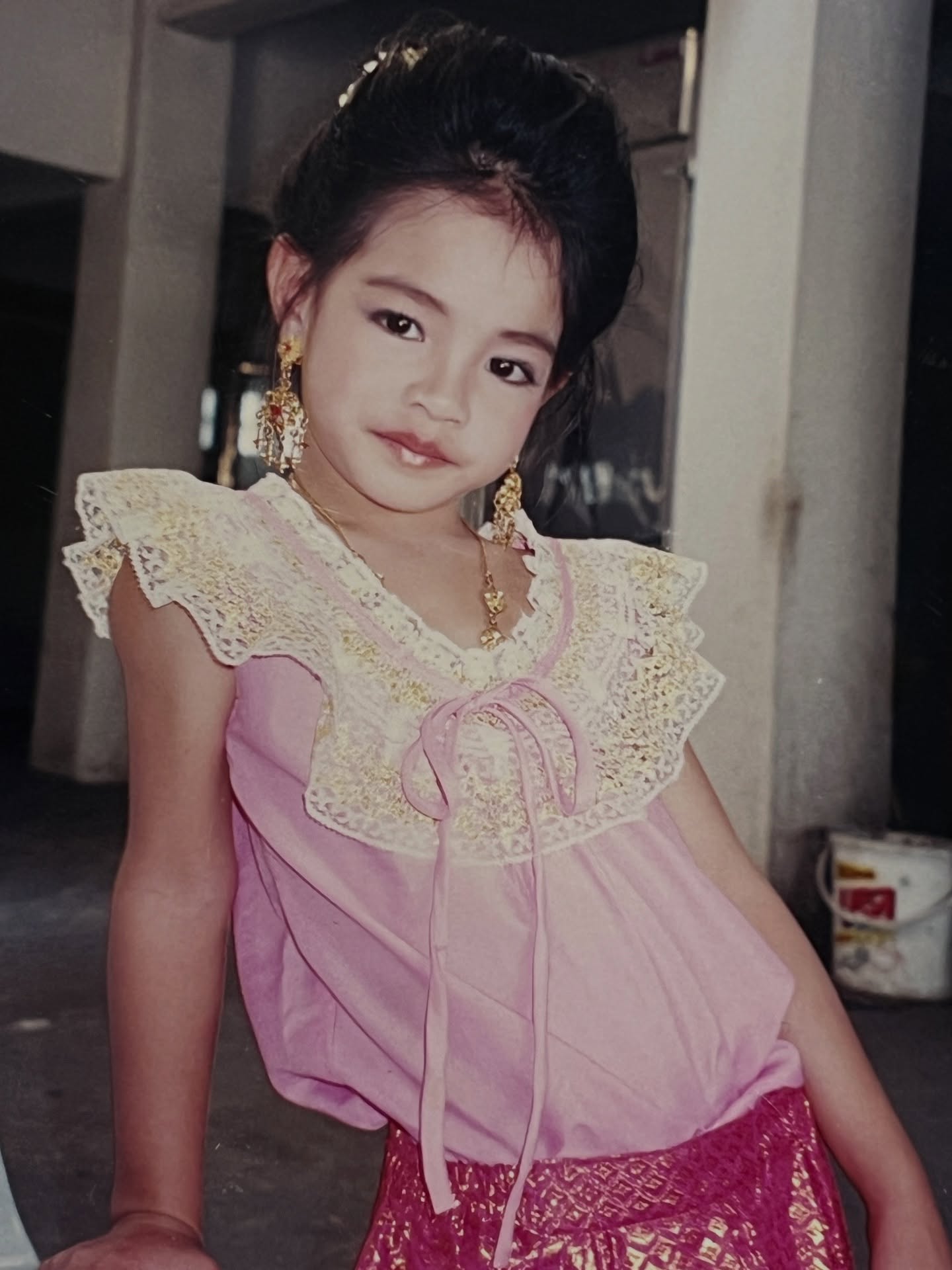 มิ้นท์ - รัญชน์รวี เอื้อกูลวราวัตร