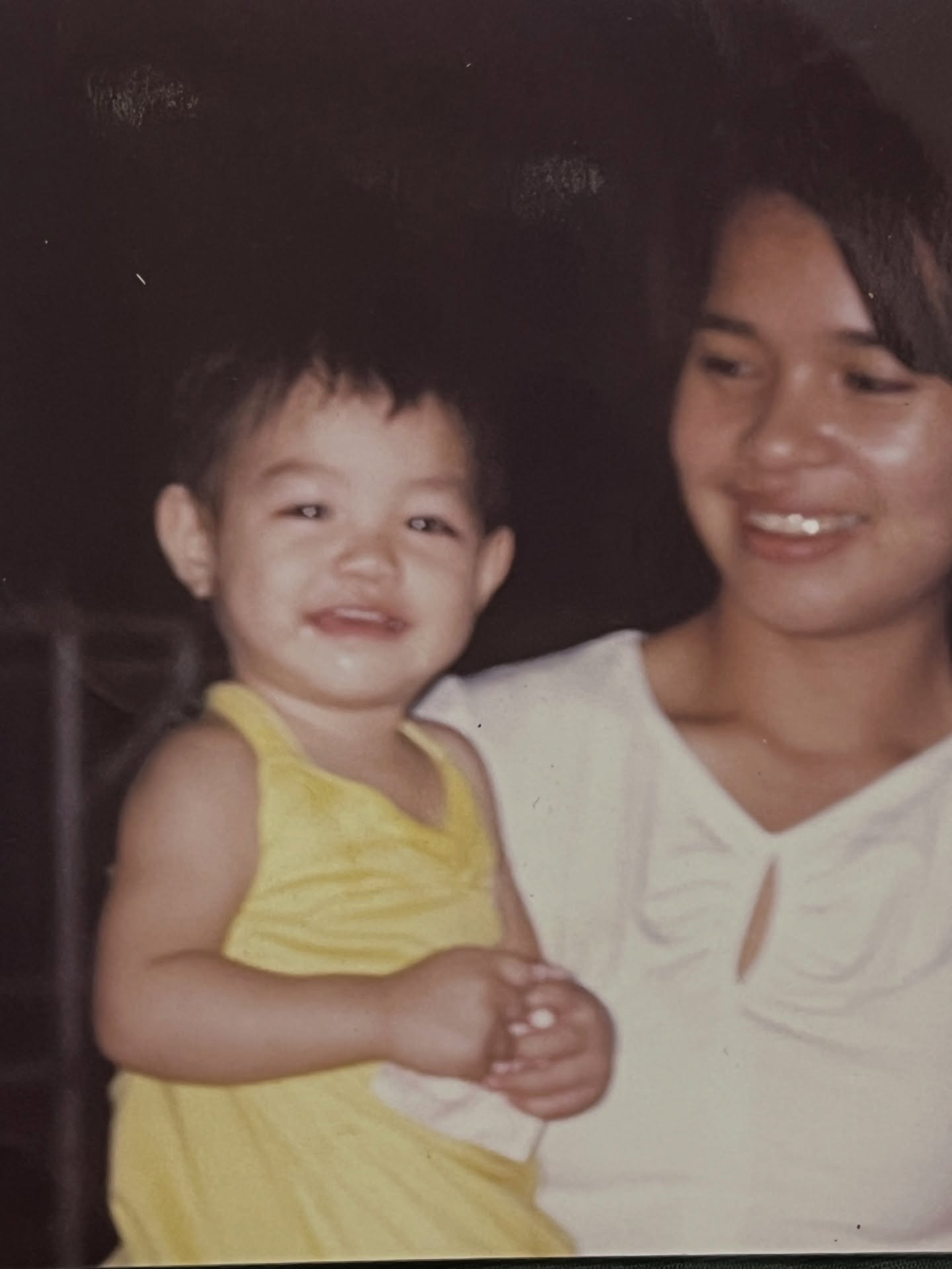 มิ้นท์ - รัญชน์รวี เอื้อกูลวราวัตร