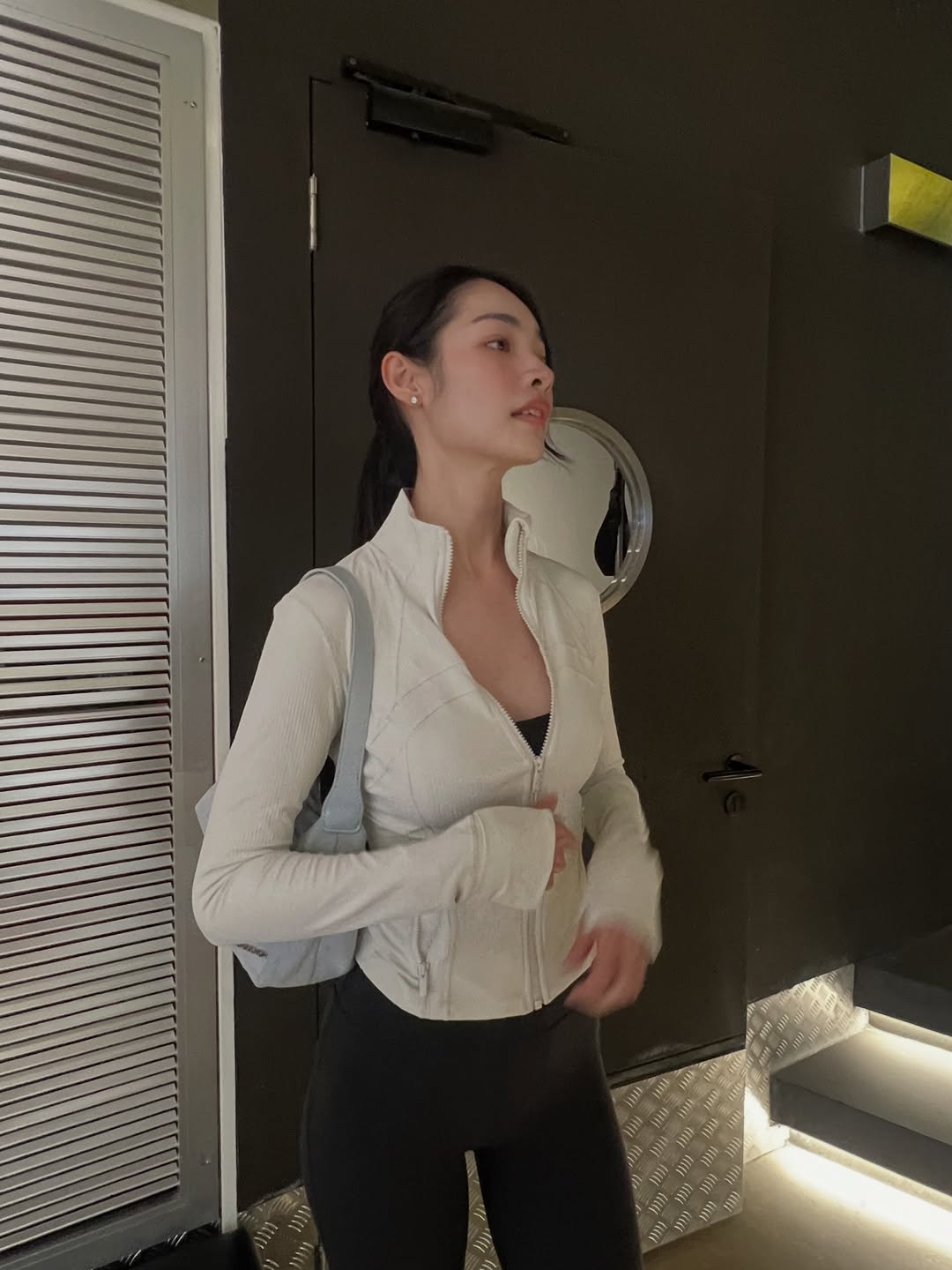 มิ้นท์ - รัญชน์รวี เอื้อกูลวราวัตร