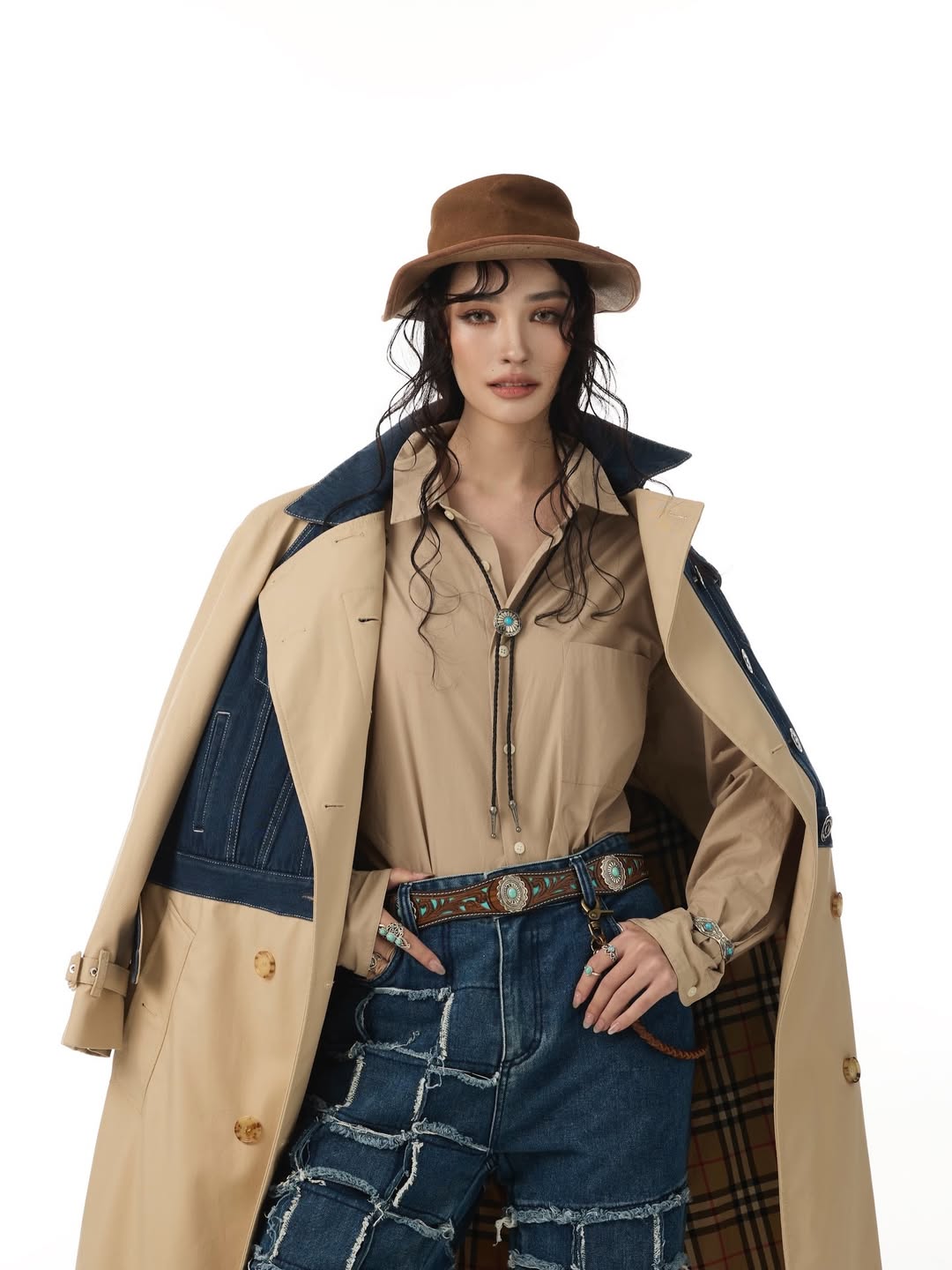 มิ้นท์ - รัญชน์รวี เอื้อกูลวราวัตร