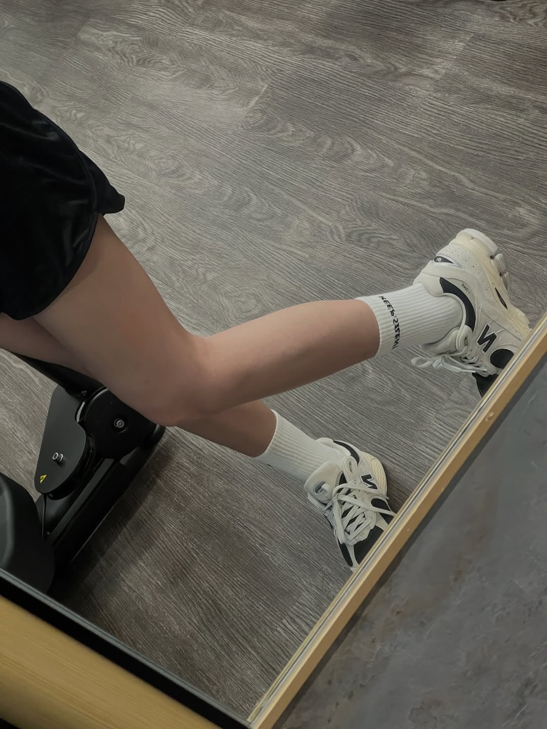 มิ้นท์ - รัญชน์รวี เอื้อกูลวราวัตร