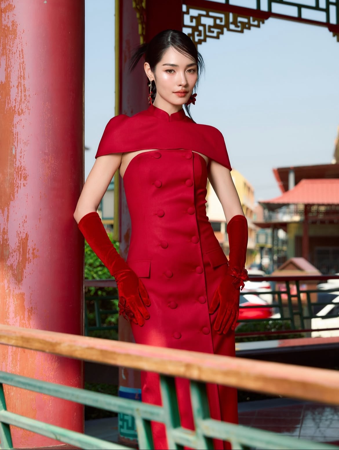 มิ้นท์ - รัญชน์รวี เอื้อกูลวราวัตร