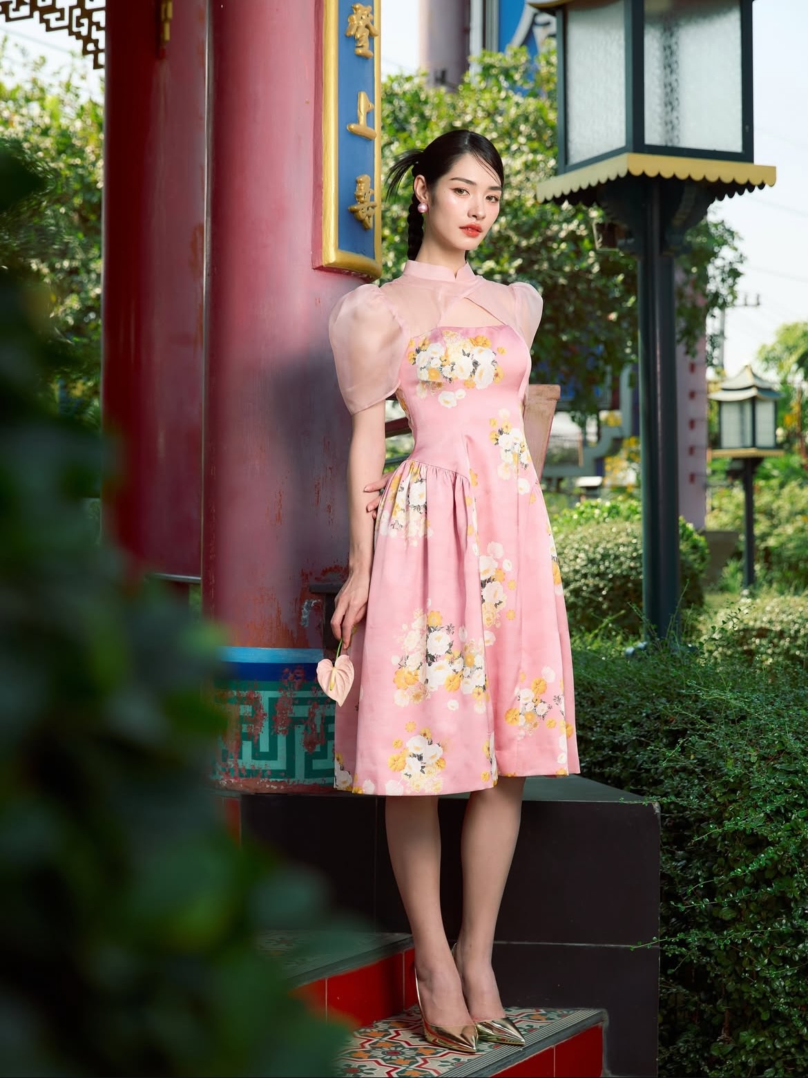 มิ้นท์ - รัญชน์รวี เอื้อกูลวราวัตร